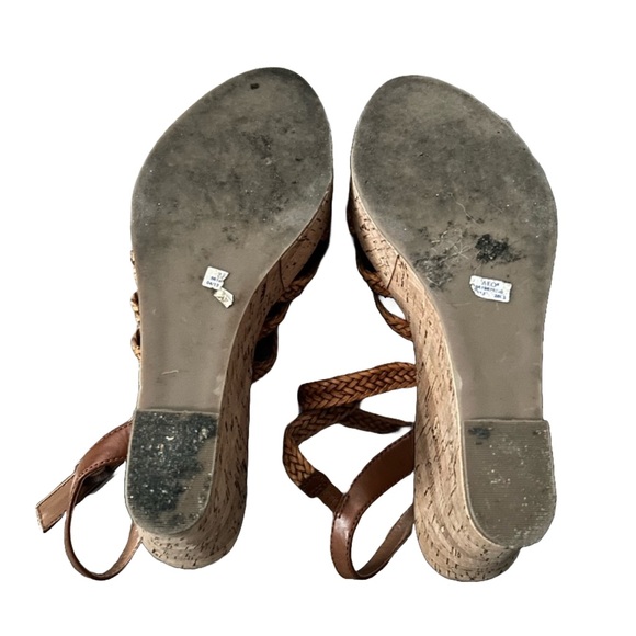 American Eagle Tan Strappy Platform Wedge High Heel Sandals Size 8 - Picture 5 of 5